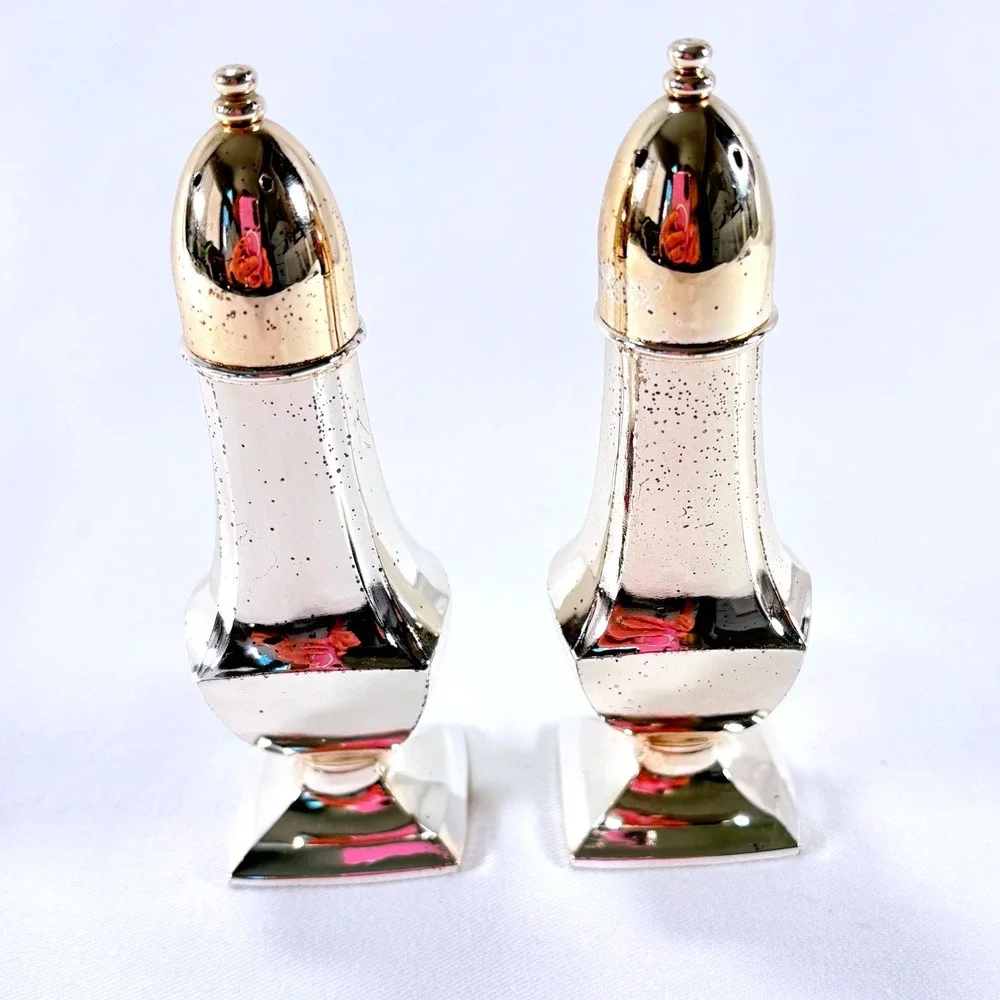 Vintage 1987 Oneida Chippendale Silver Plated Salt and Pepper Shakers 4.5